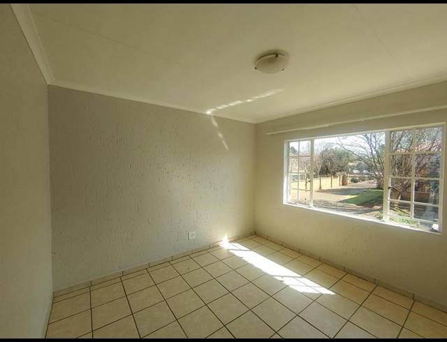 2 BEDROOM PROPERTY TO RENT IN KENLEAF